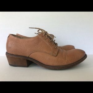 Frye Carson Oxfords
